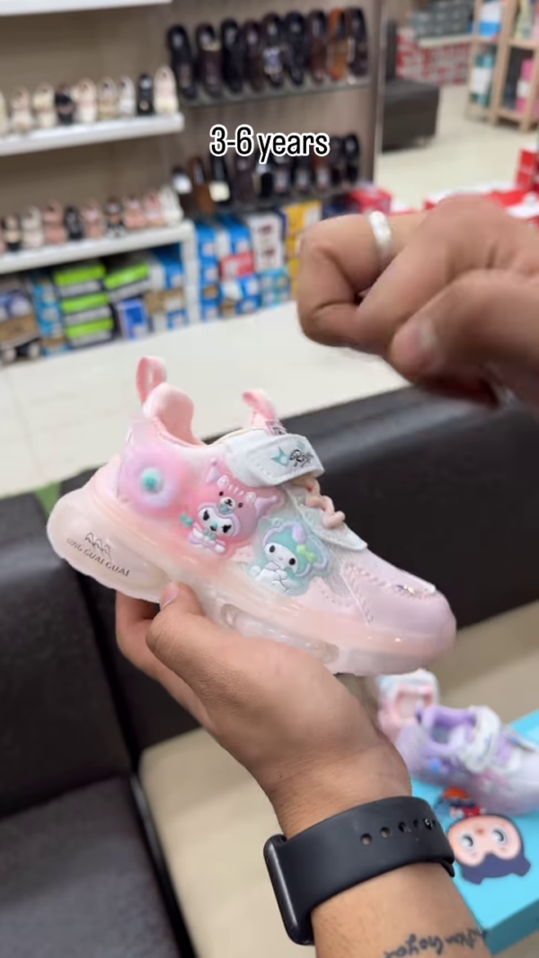 Kids' LED Sneakers – Cute & Comfy for 3-6 Years - Image 2