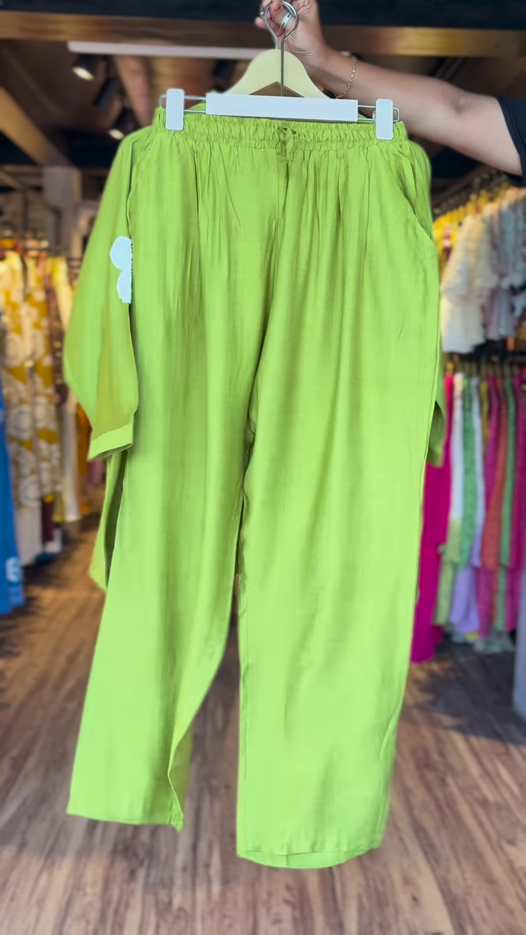 Vibrant Green Co-ord Set with Playful Floral Appliques - Chic Women's Casual Wear - Image 2