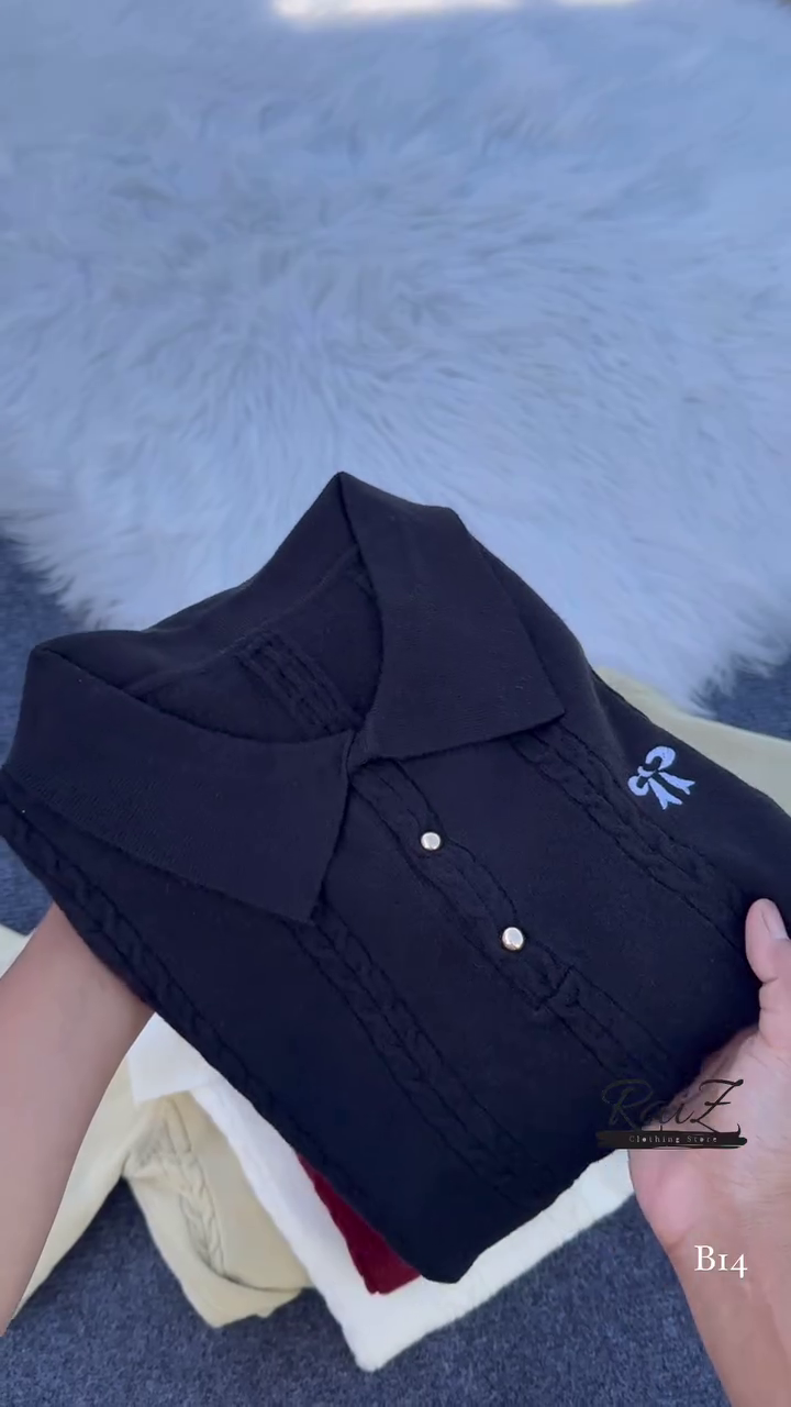 Cable-Knit Polo Sweater Top – Chic, Soft and Effortlessly Elegant ✨🧶 - Image 2