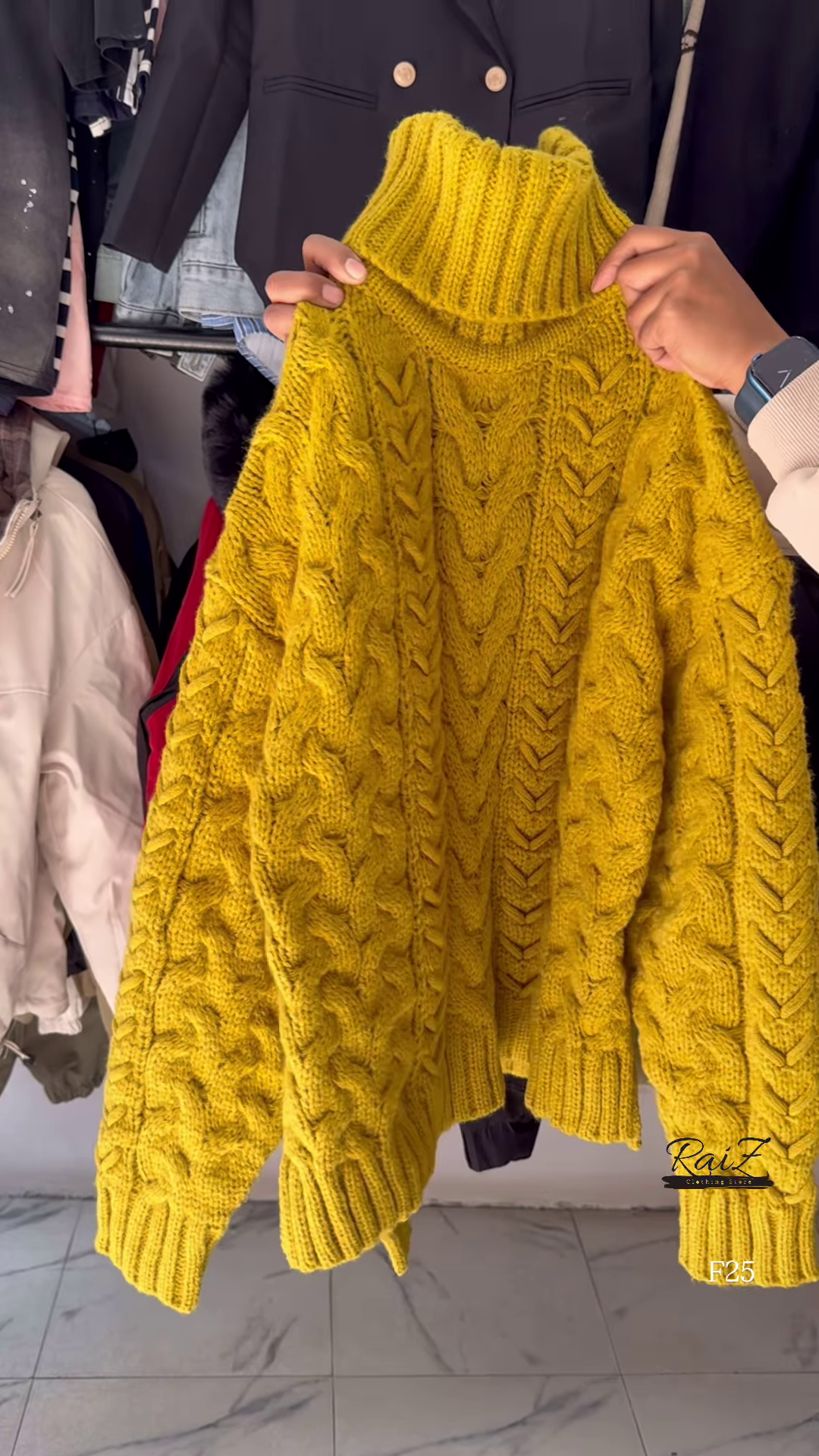 Chunky Cable Turtleneck Sweater – Ultra‑Cozy, Statement Knit for Winter Days ❄️� - Image 2